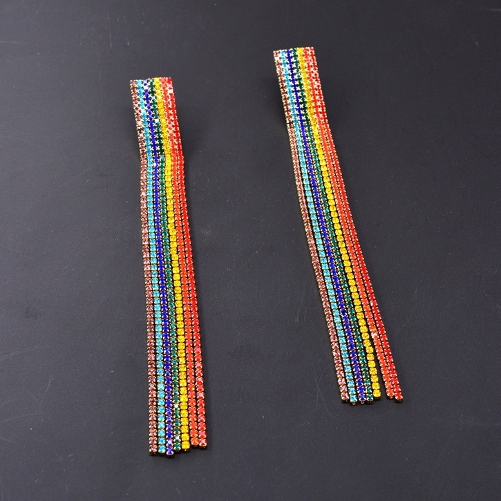 Catch the Rainbow: Oversized Rhinestone Dangle Earrings! 🌈 NWT Jewelry